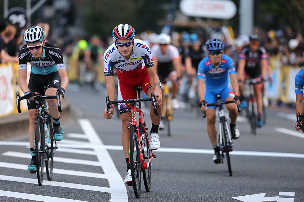 Jacopo Guarnieri (Team Katusha) brings home the peloton