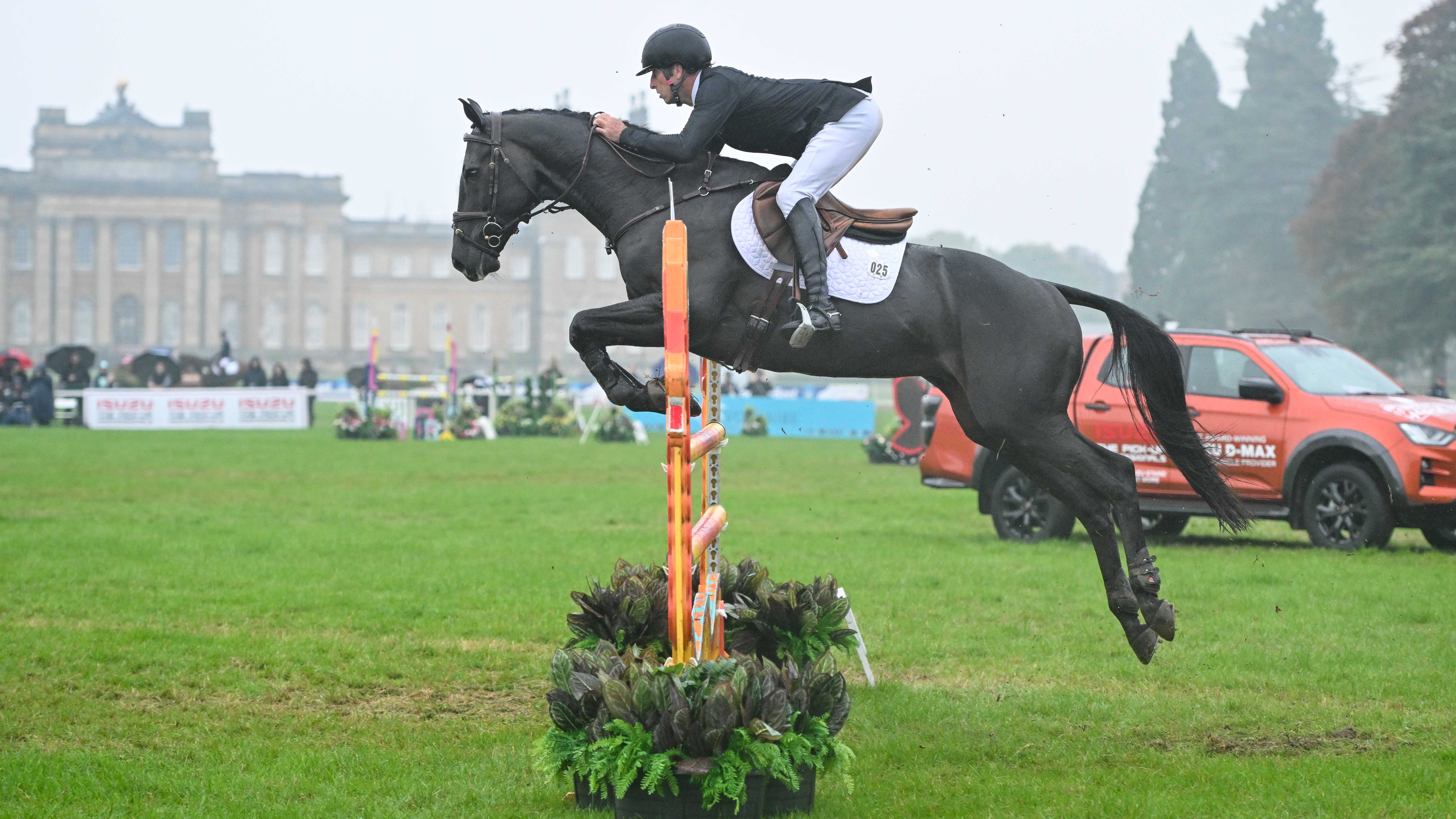 Blenheim Horse Trials results 2024: Tim Price and Happy Boy