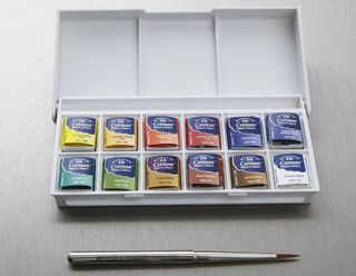 Winsor and Newton Cotman watercolour case and brush