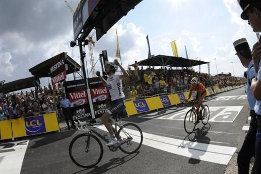 Andy Schleck (Saxo Bank) takes his first Tour de France stage win