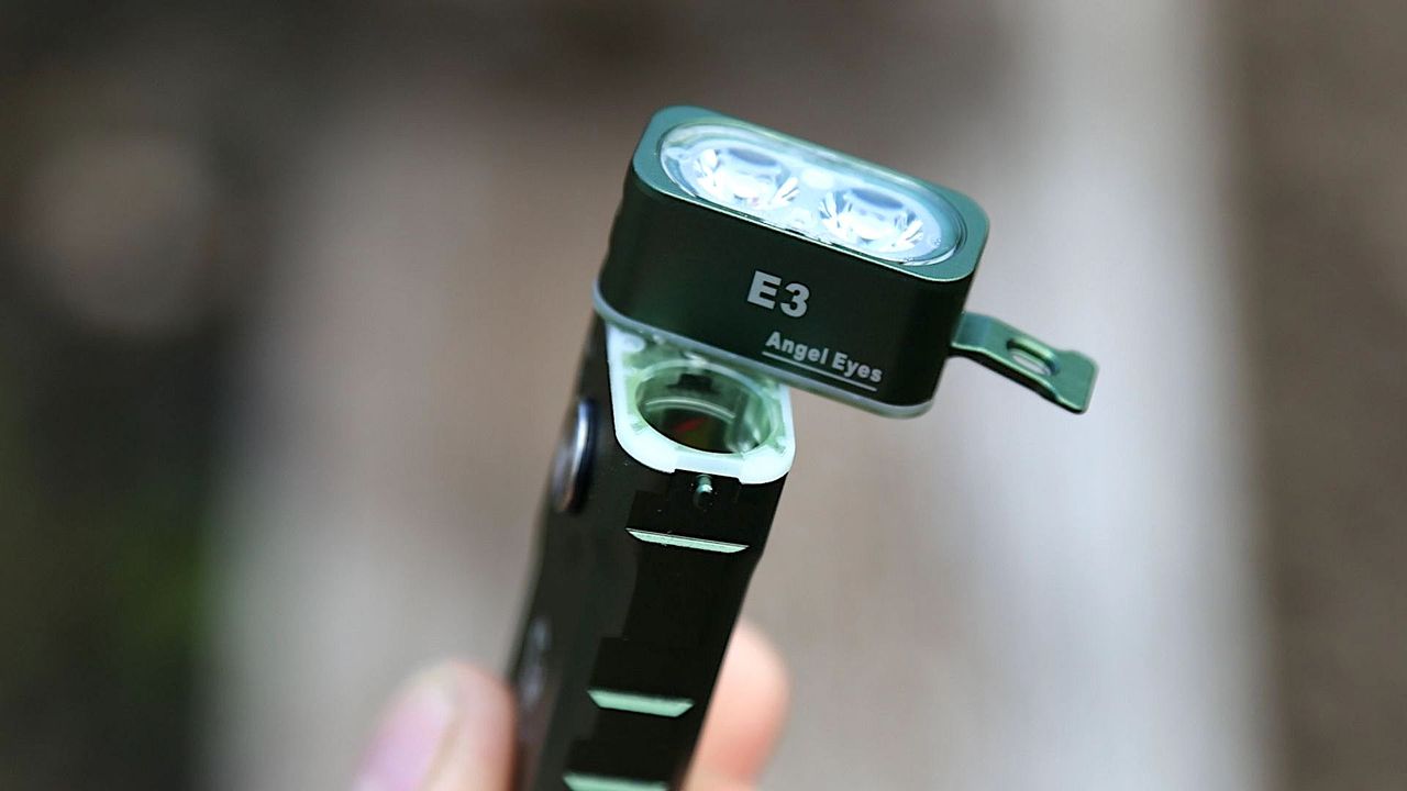 RovyVon E3 Angel Eyes torch