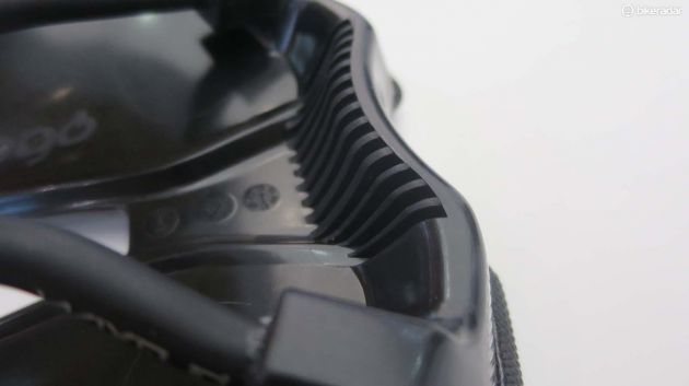 The heel of the Proxim is shaped and reinforced so you can use it to lift the bike