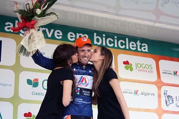 Hugo Sabido (La- Rota Dos Moveis) leads the sprint classification.