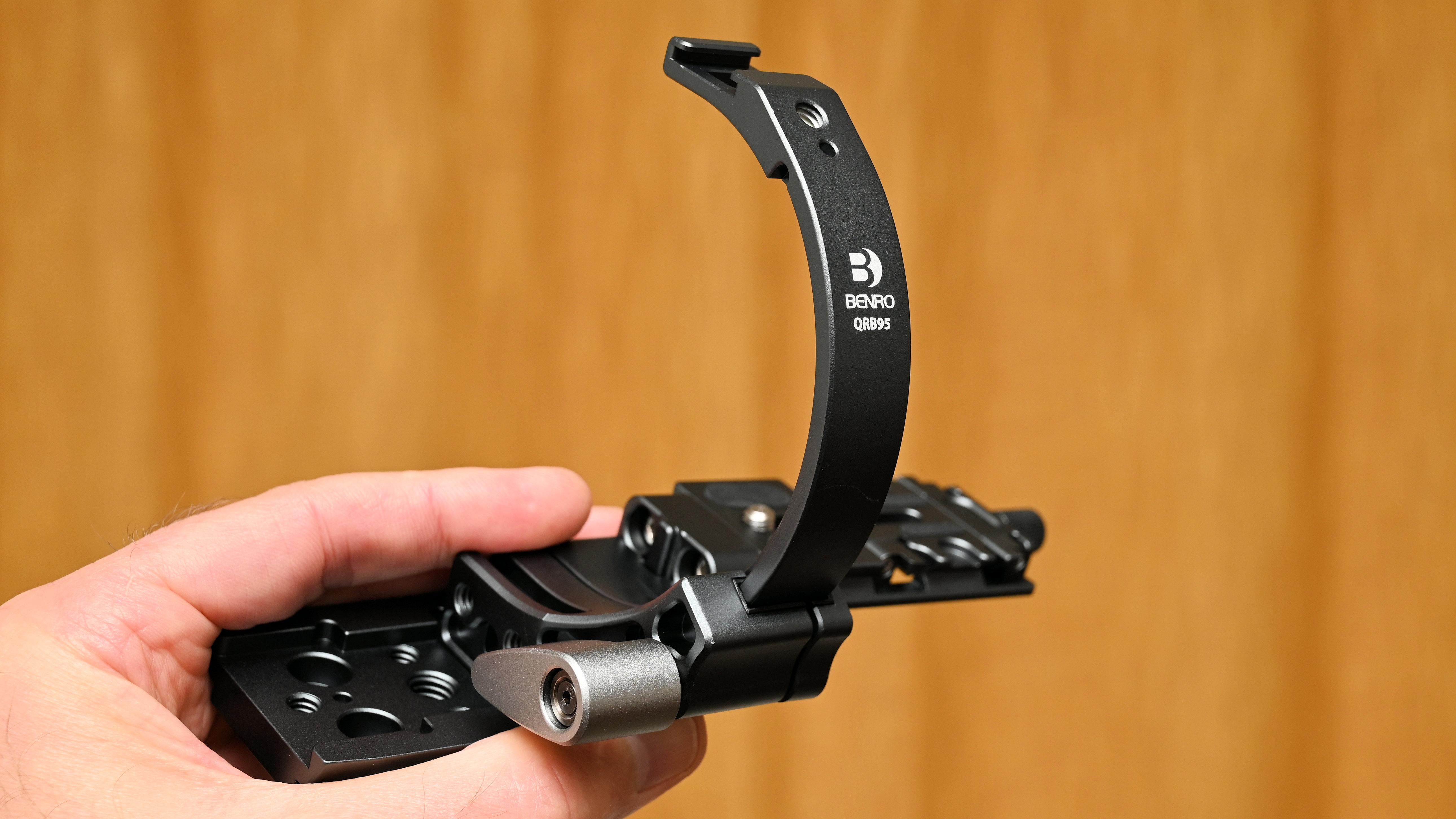 Benro QRB95DUAL Quick Rotation Lens Bracket