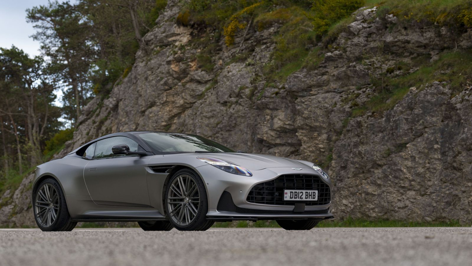 top 10 beautiful cars in the world 2023