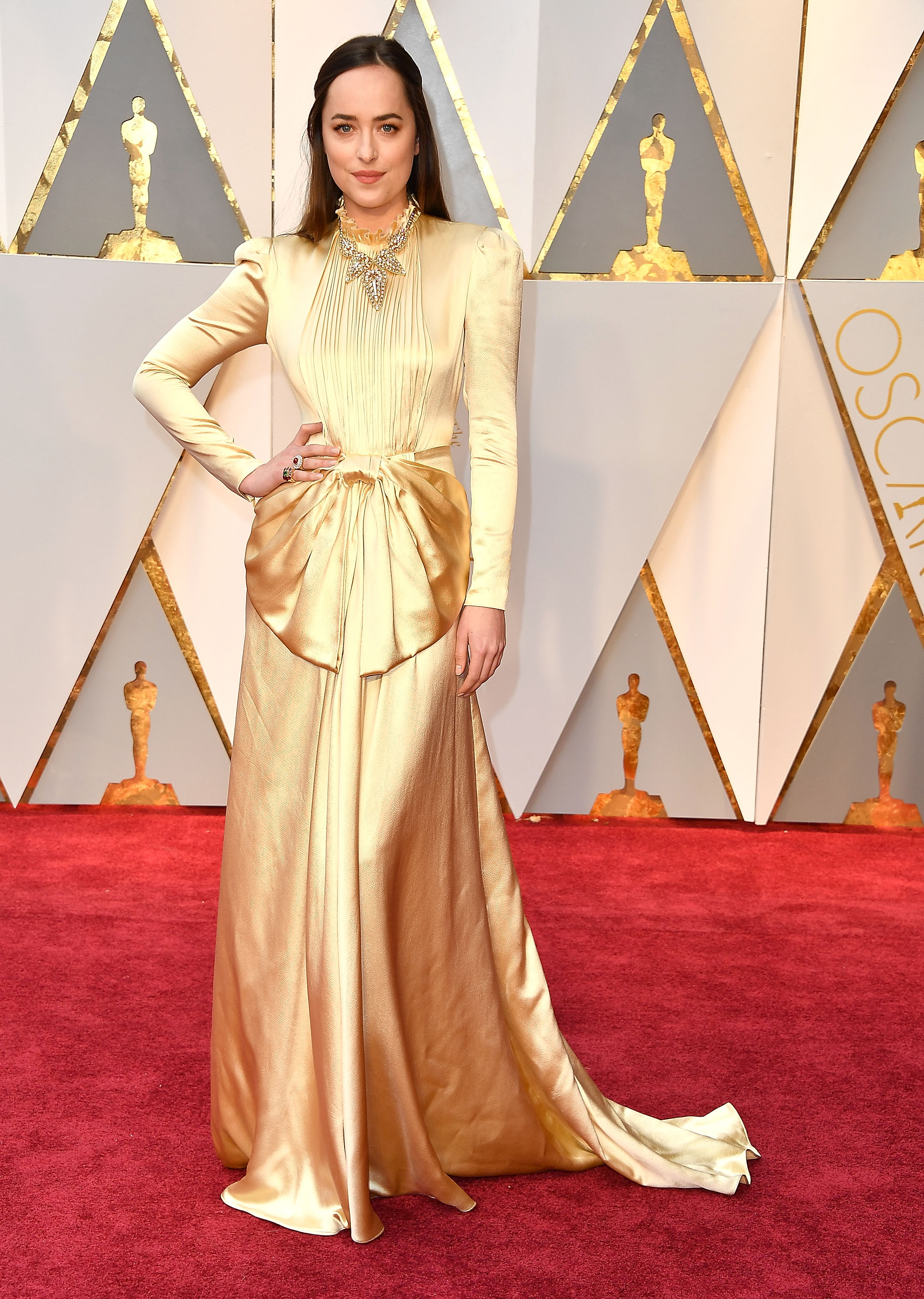 Dakota Johnson arrives at the 89th Annual Academy Awards at Hollywood & Highland Center on February 26, 2017 in Hollywood, California. (Photo by Steve Granitz/WireImage)