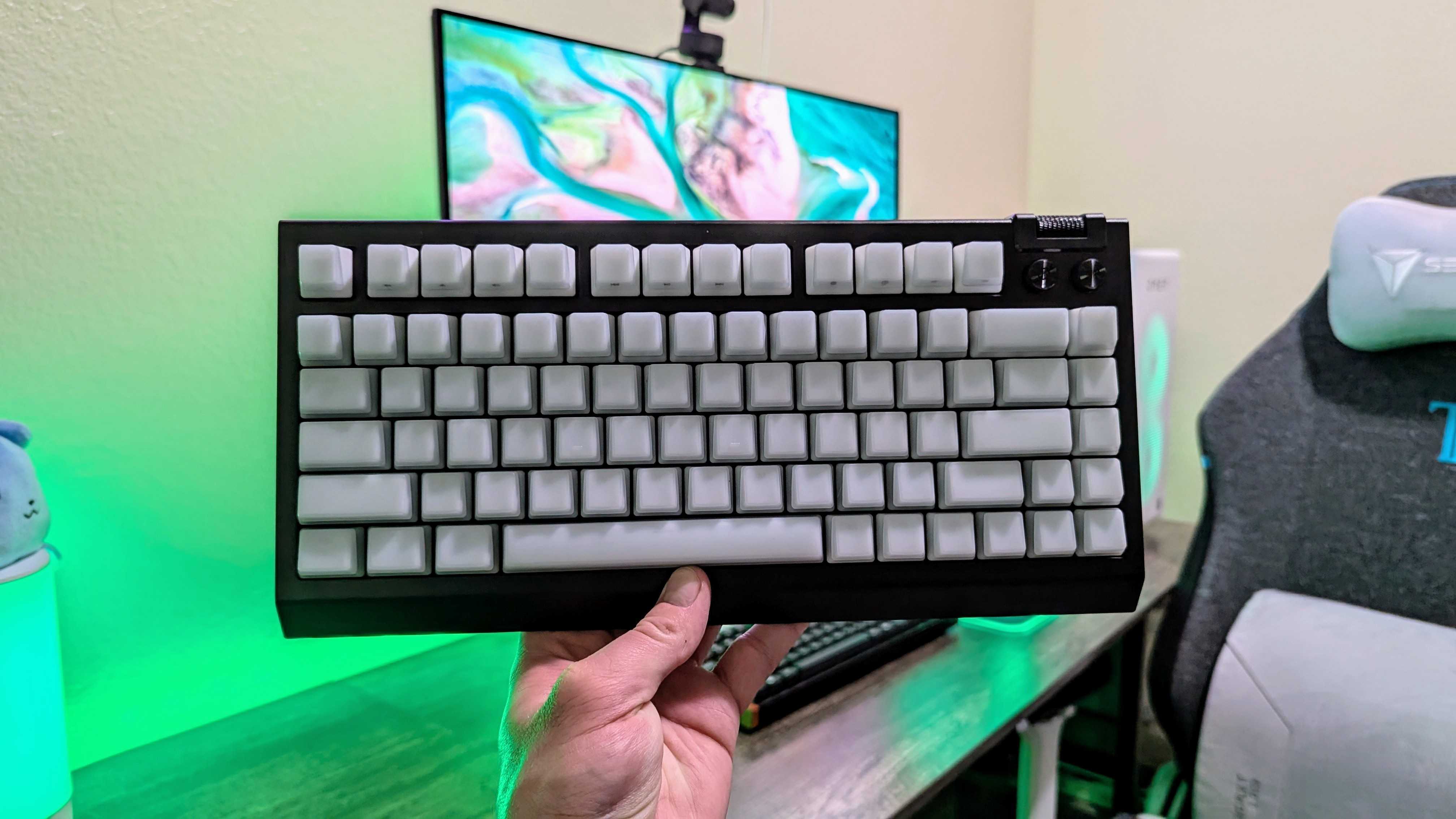 Image of the Razer BlackWidow V4 75% Barebones gaming keyboard.