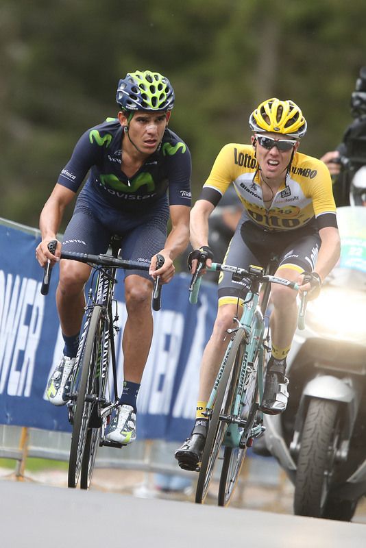 Andrey Amador climbing with Steven Kruijswijk (LottoNL-Jumbo)