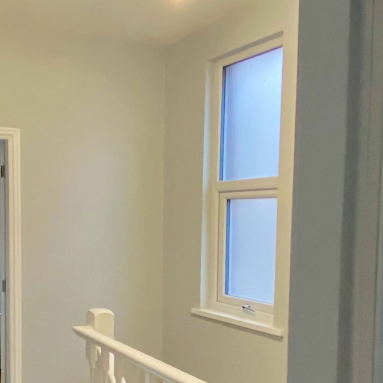 White landing with window