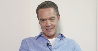 stefan dennis plays paul robinson