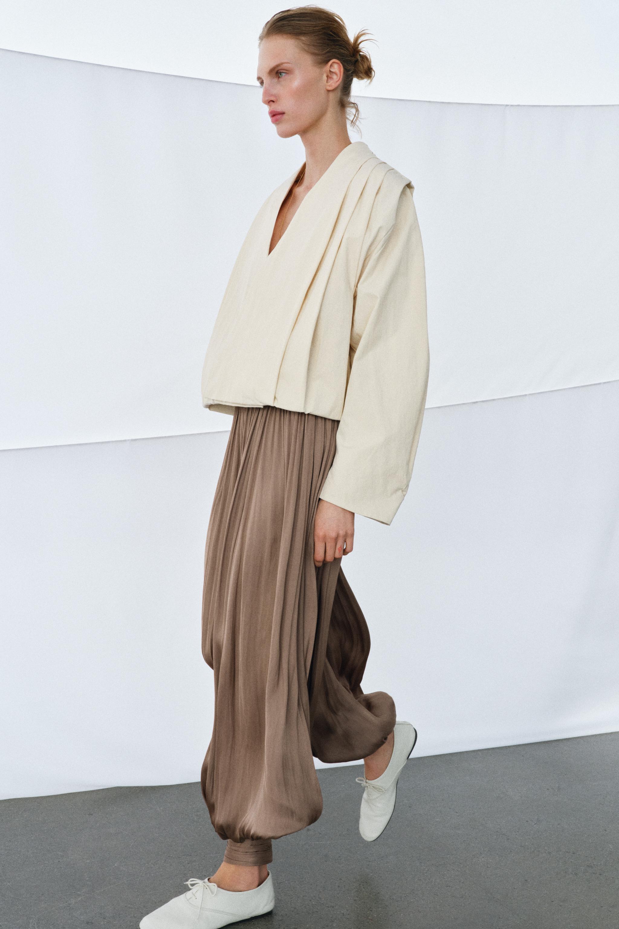 Pleated Volume Pants Zw Collection