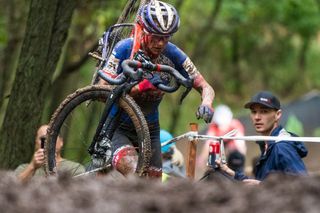 Luna's Katerina Nash on her way to victory at the second round of the 2019 Cyclo-cross World Cup in Waterloo, USA