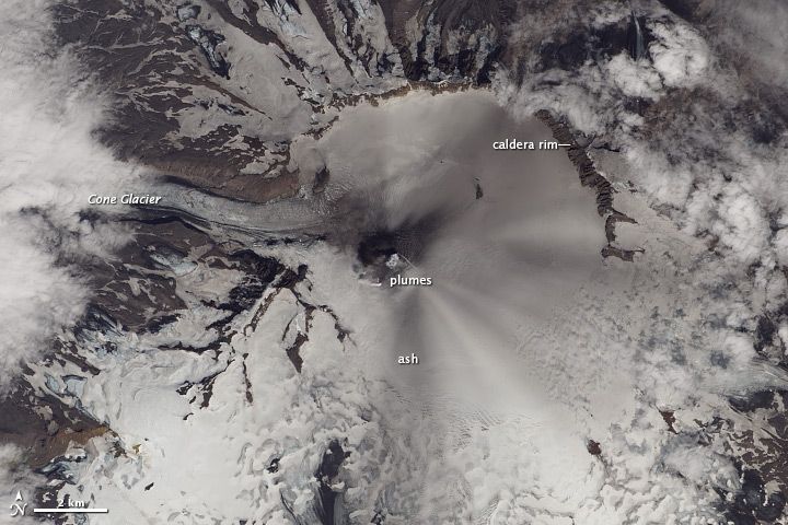 Veniamanof volcano