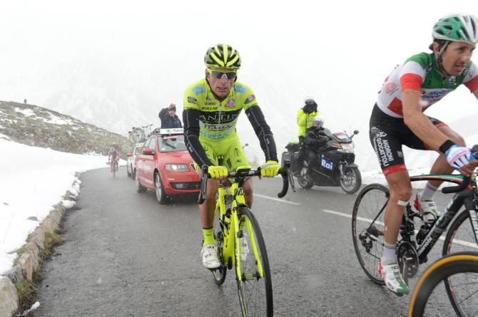 Danilo Di Luca suffers up the Galibier