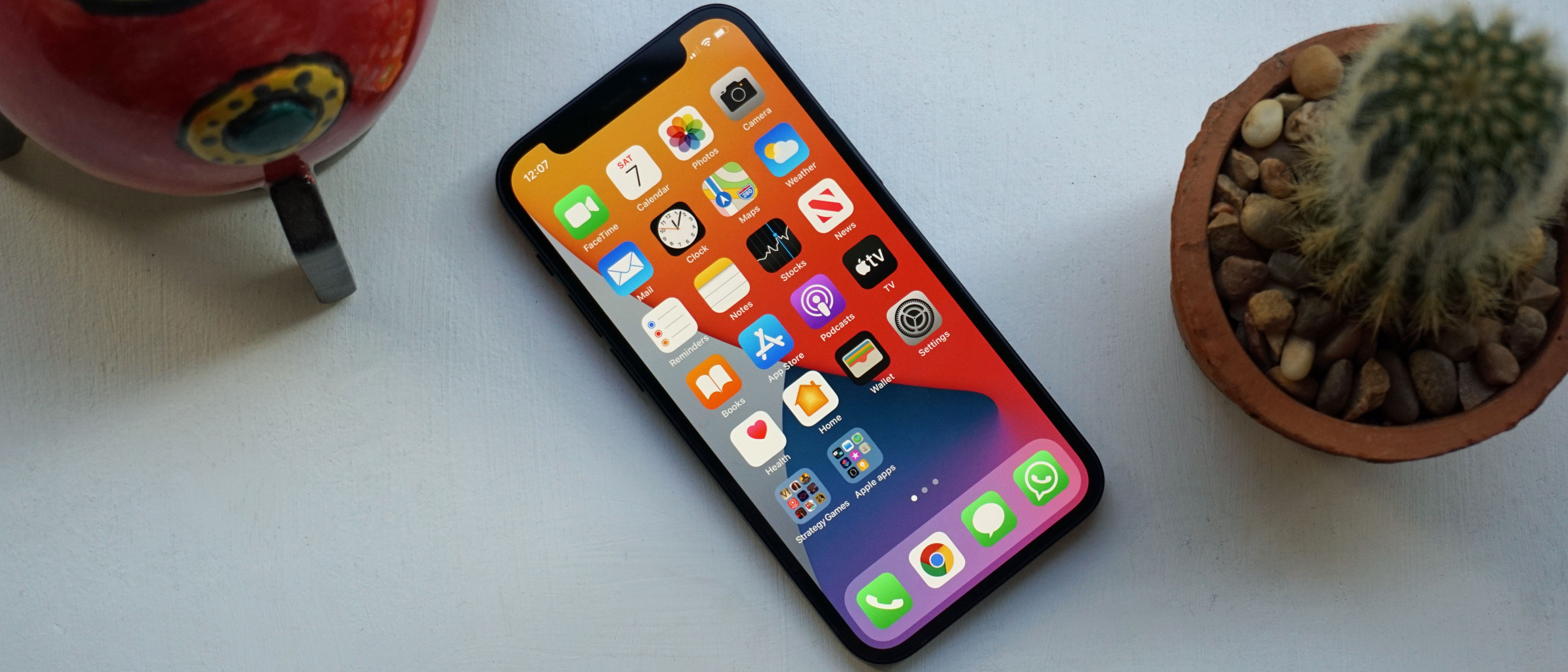 iPhone 12 Mini and iPhone 12 Pro Max review - compact power or go big or go  home - Tech Guide