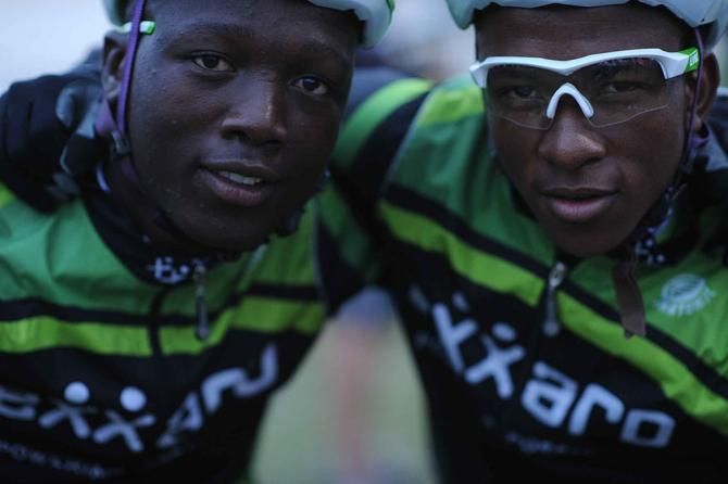 Prince Maseko and Phillimon Sebona, wearers of the Exxaro Development leaders jersey
