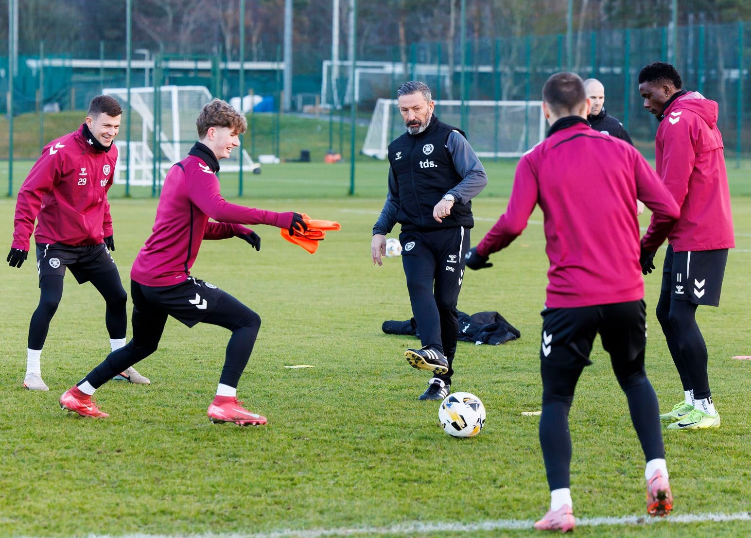 FFT389.feat_hearts.gettyimages_2256818783