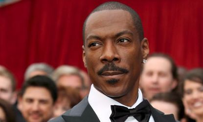 First Brett Ratner, and now Eddie Murphy? The 2012 Oscars is falling to pieces, but critics say it gives organizers an opportunity for something better.