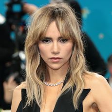 Suki Waterhouse sporting the cowgirl cut