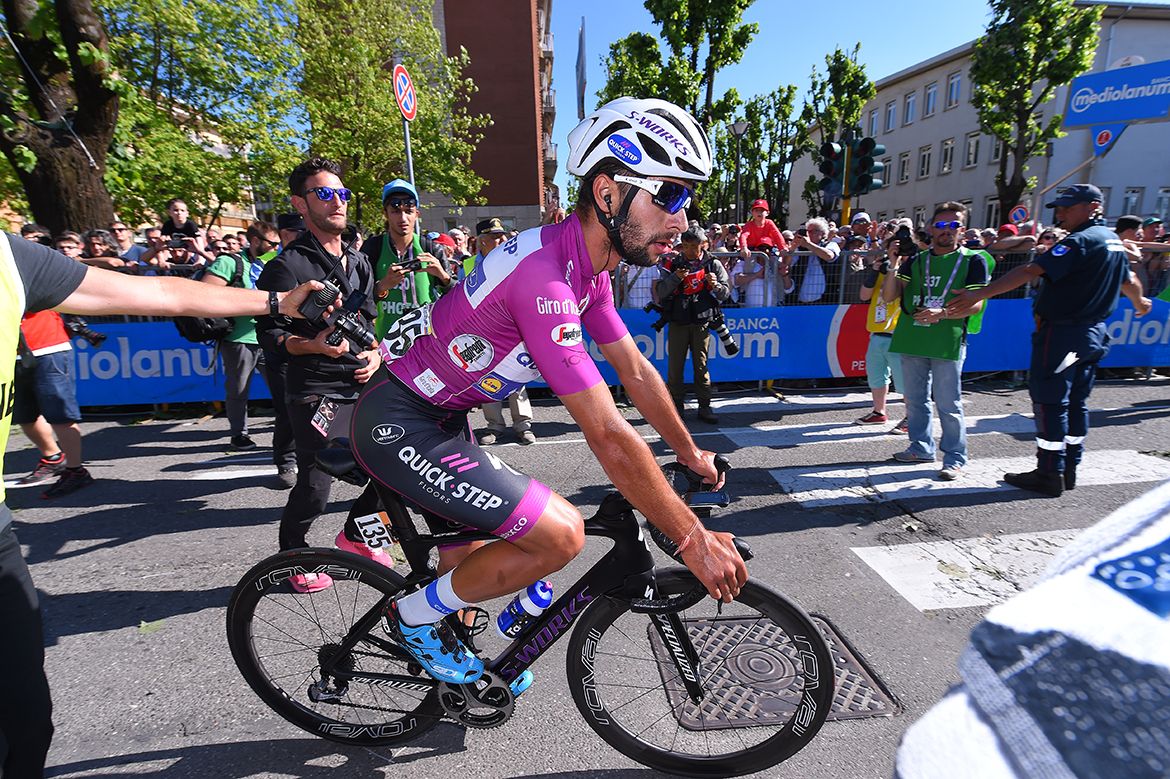 Fernando Gaviria atop the points classification at the Giro d'Italia