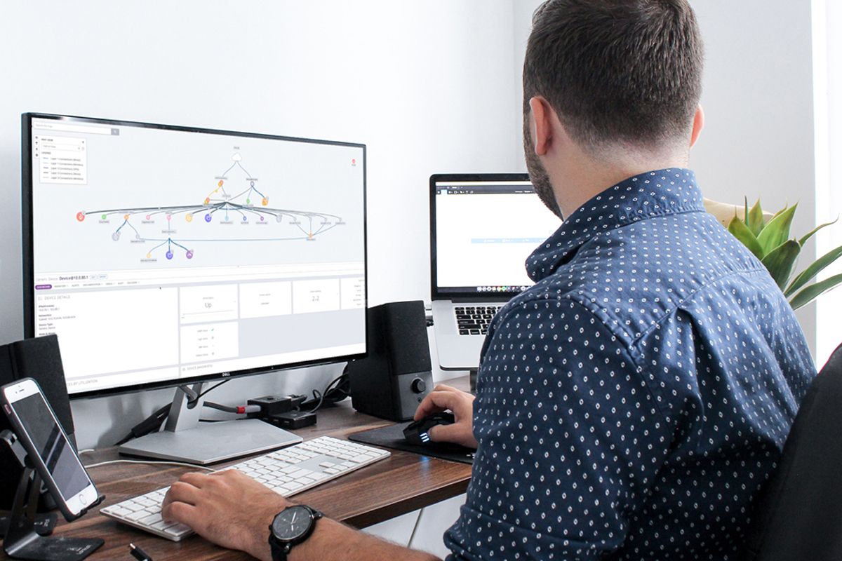 Network manager using Auvik network manager dashboard