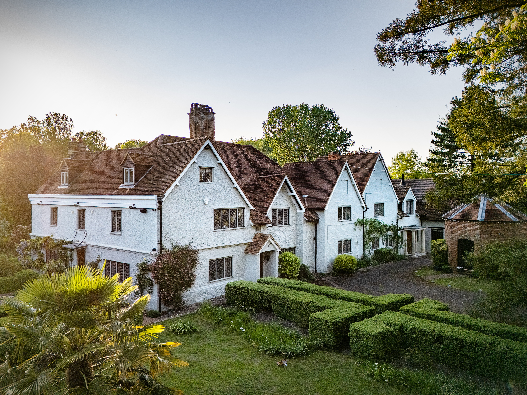 Images of the sublime Rectory Farm House in Oxfordshire
