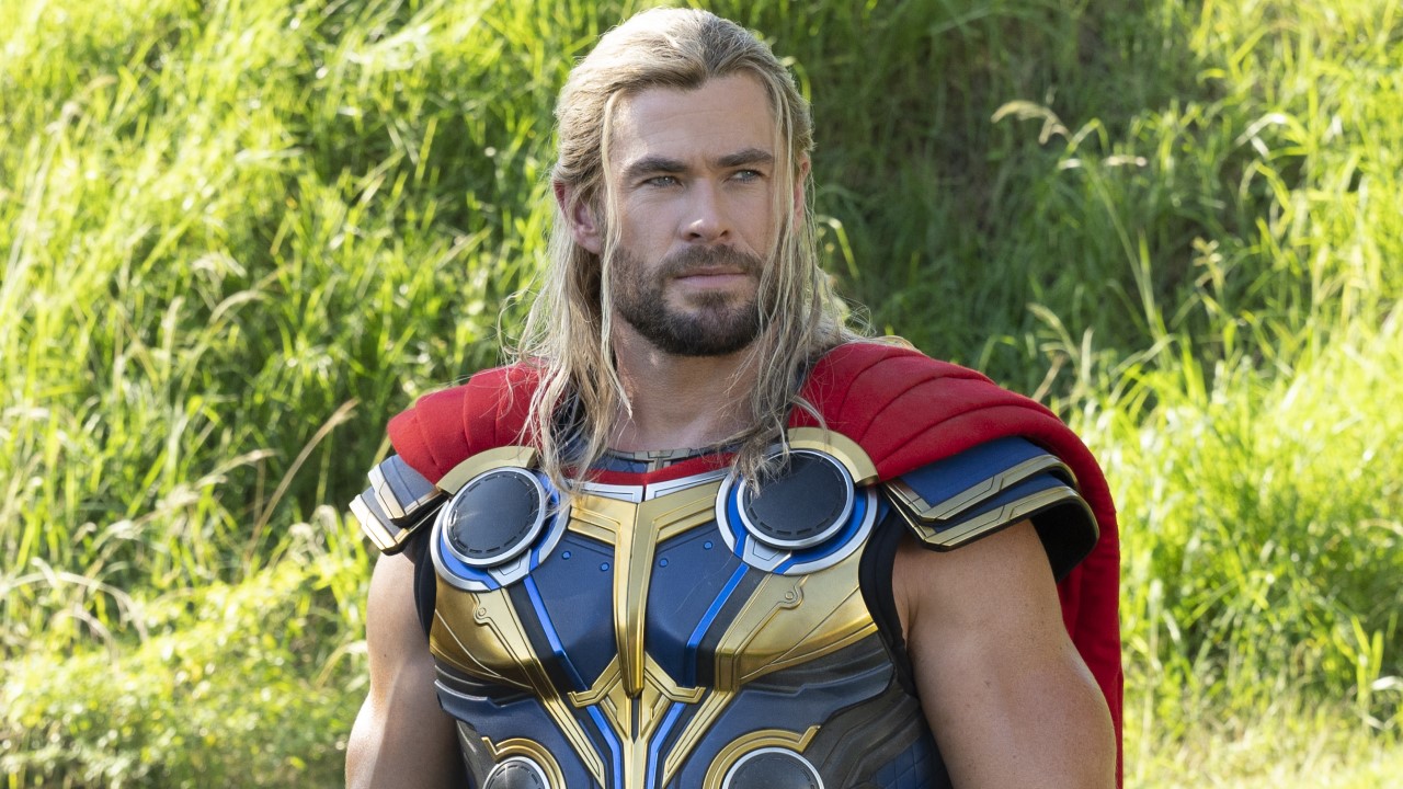 Chris Hemsworth Shares Thor: Love And Thunder Throwback, And His