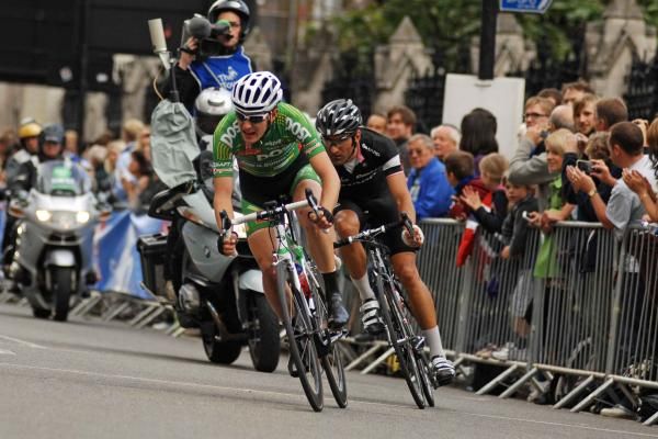 The token breakaway of the day stayed away nearly all day, comprised of Kristian House (Rapha Condor-Sharp) and Ronan McLaughlin (An Post-Sean Kelly).