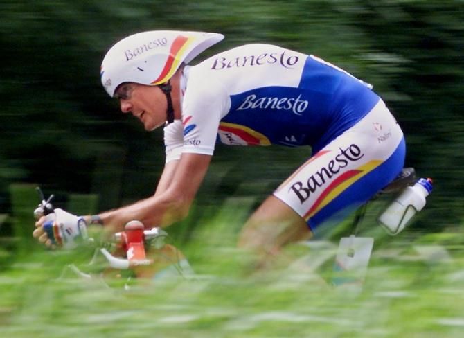 Alex Z&uuml;lle (Banesto) would finish second to Lance Armstrong on the 56km stage 8 ITT at the 1999 Tour de France