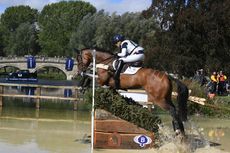 Laura Collett on London 52