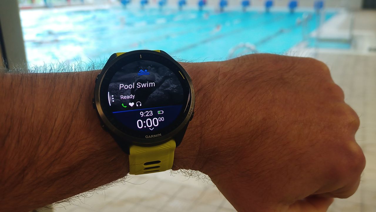 Garmin Forerunner 965
