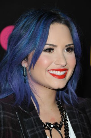 Demi Lovato blue hair