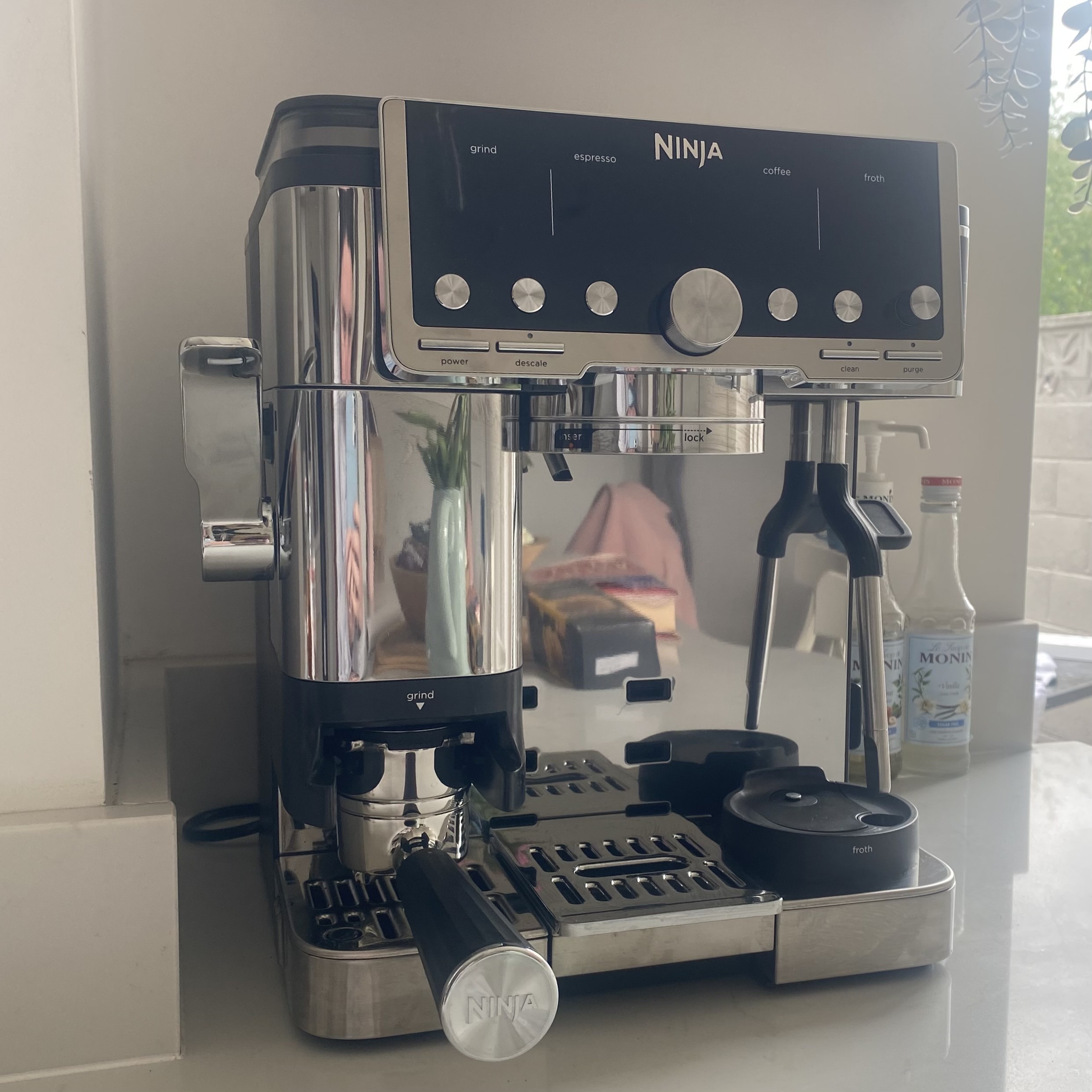 Testing the Ninja Luxe Caf&eacute; Pro Series 