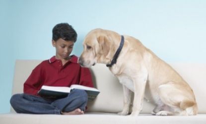 Kids who read aloud to a dog