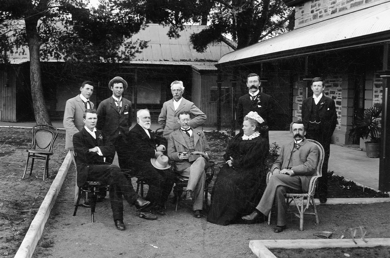 Benno and Sophie Seppelt with their family