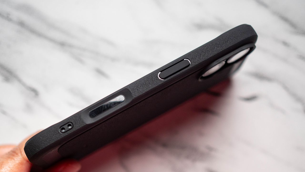 Spigen iPhone 17 cases