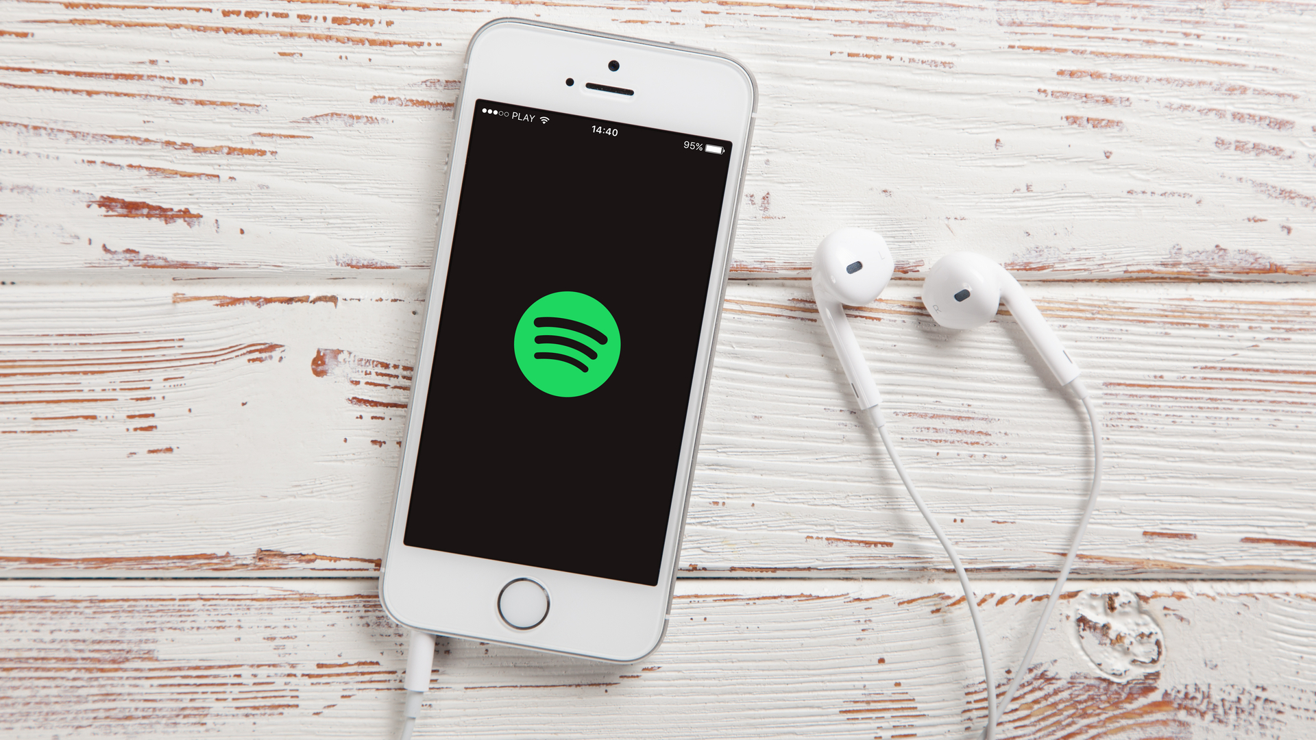 Hey Spotify' wake word now rolling out to some users, but there's a catch