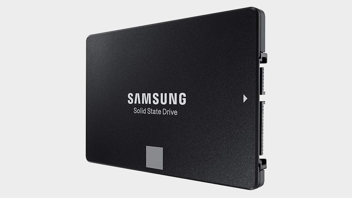 Official product image of the Samsung 860 EVO 500GB SSD, with a plain background.