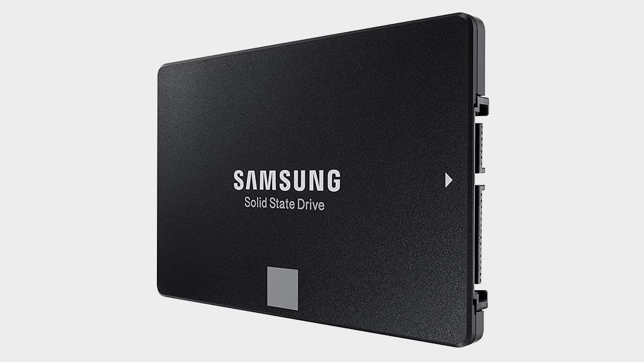 Official product image of the Samsung 860 EVO 500GB SSD, with a plain background.