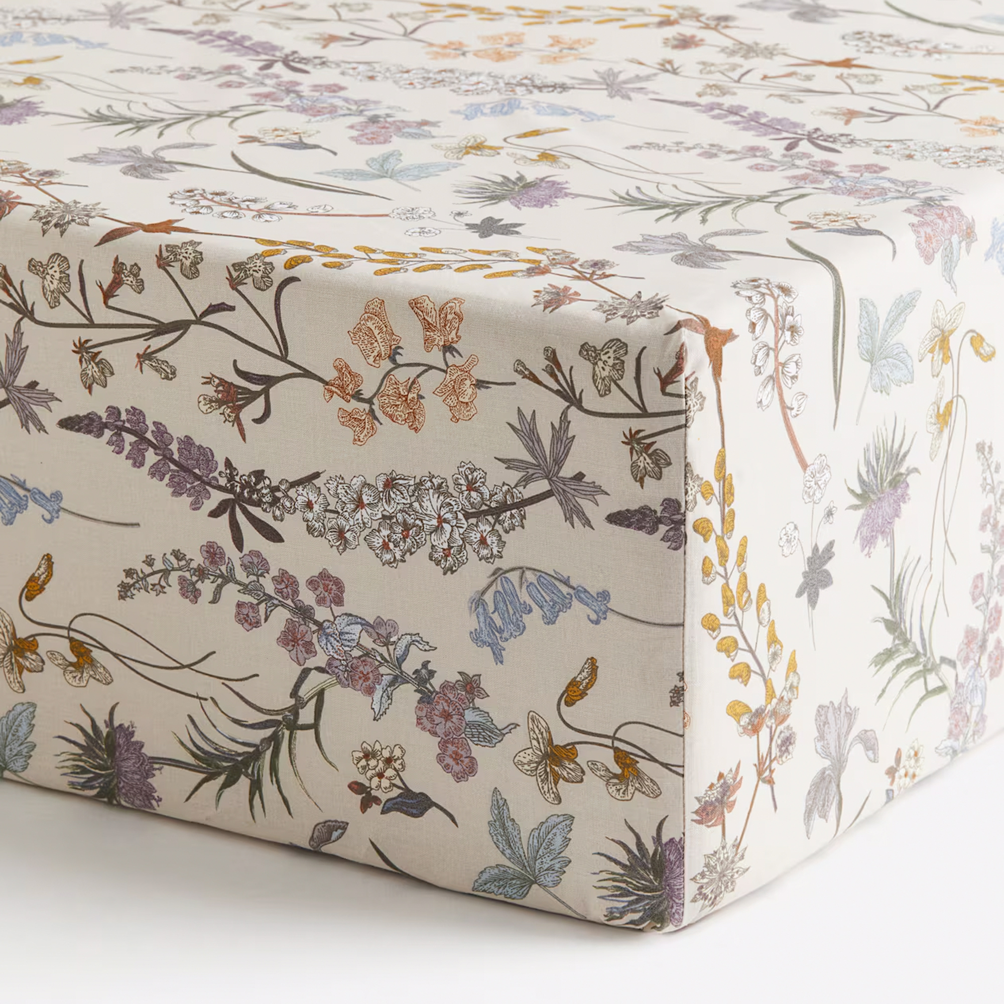 H&M patterned fitted sheets