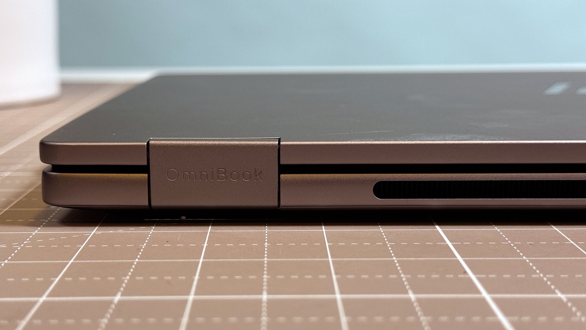 HP OmniBook X Flip 14