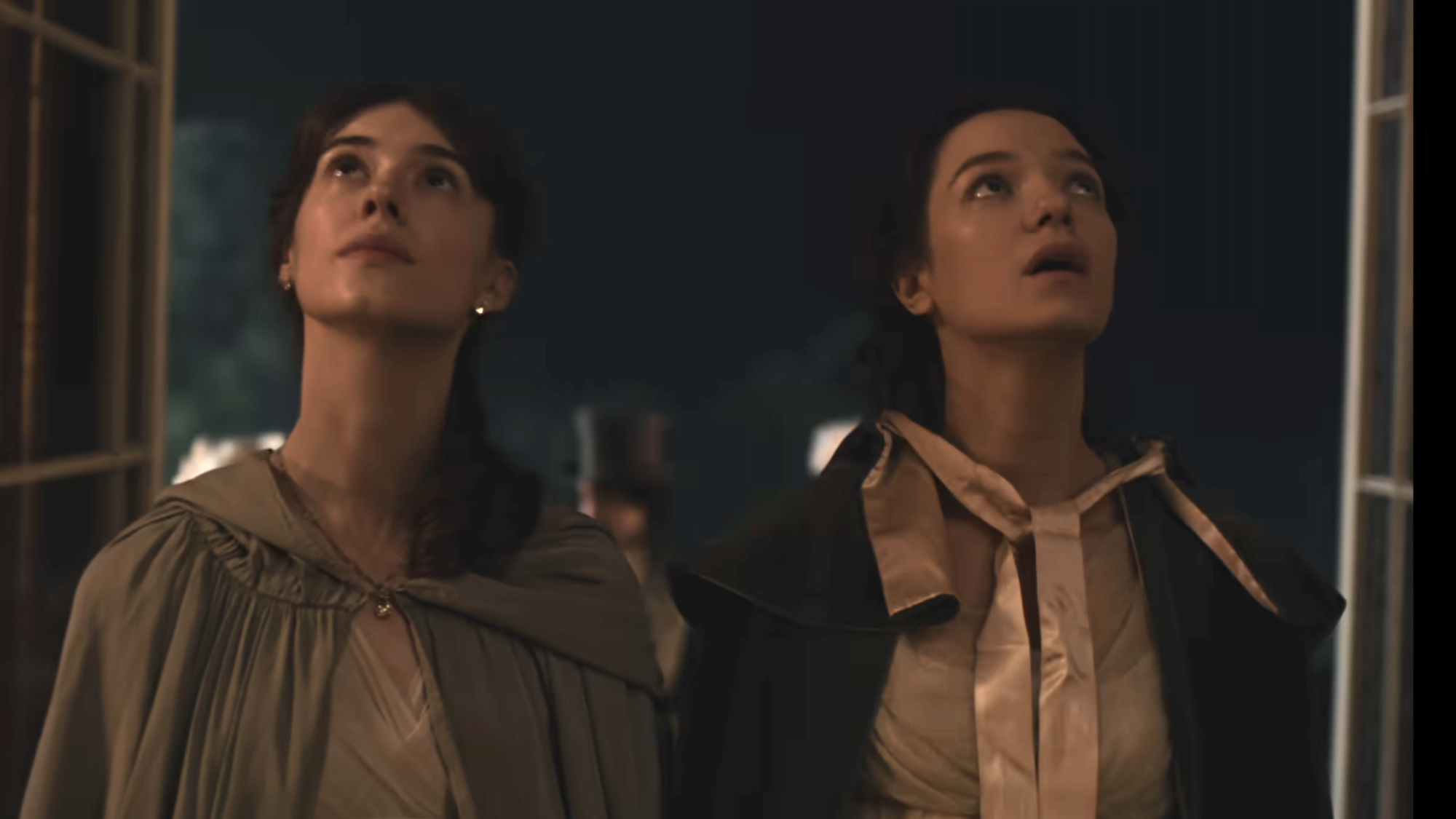 Daisy Edgar-Jones as Elena and Esm&eacute; Creed-Miles as Marianne in Sense &amp; Sensibility 