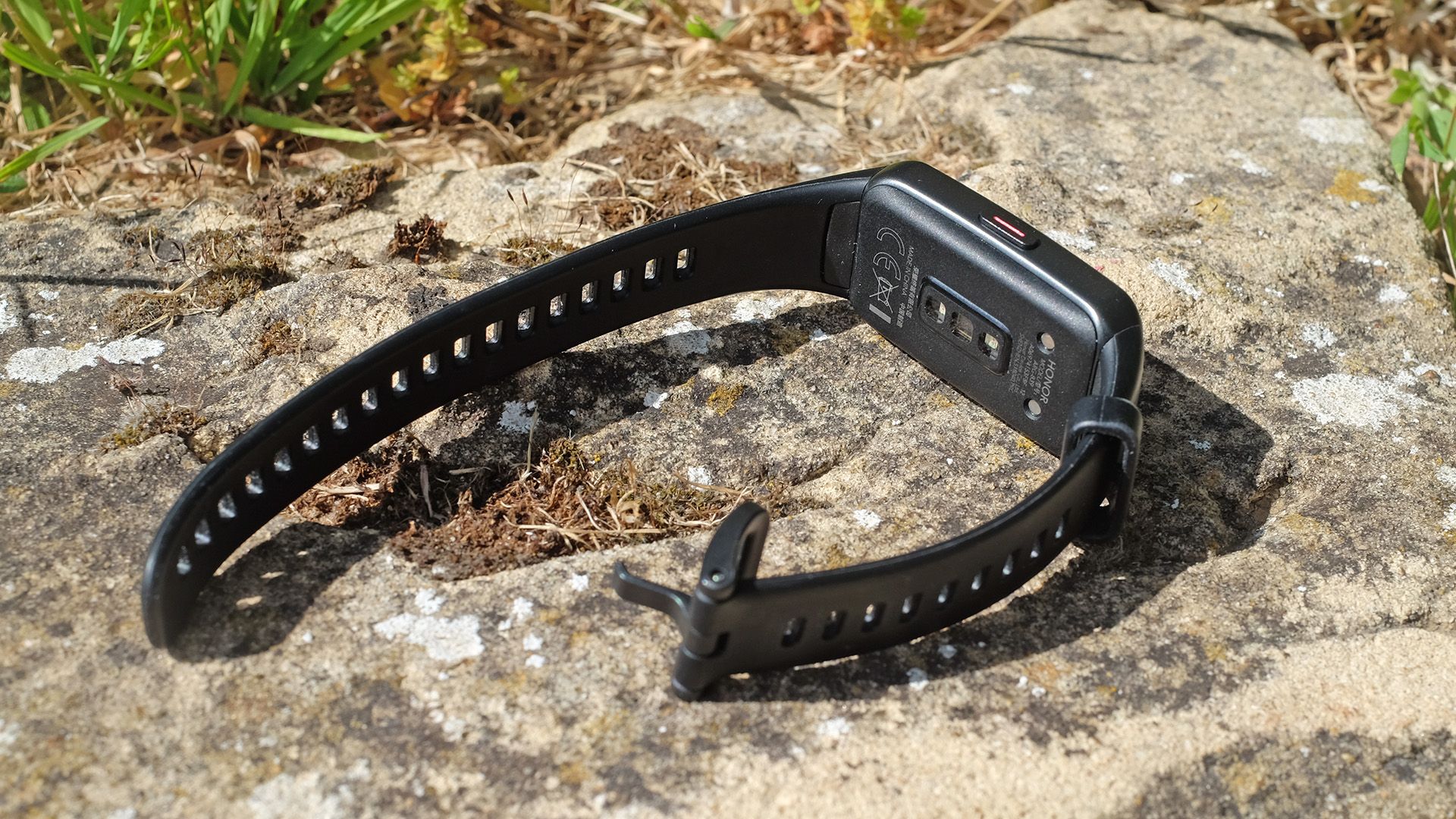 Shot of the Honor Band 6 fitness tracker's strap