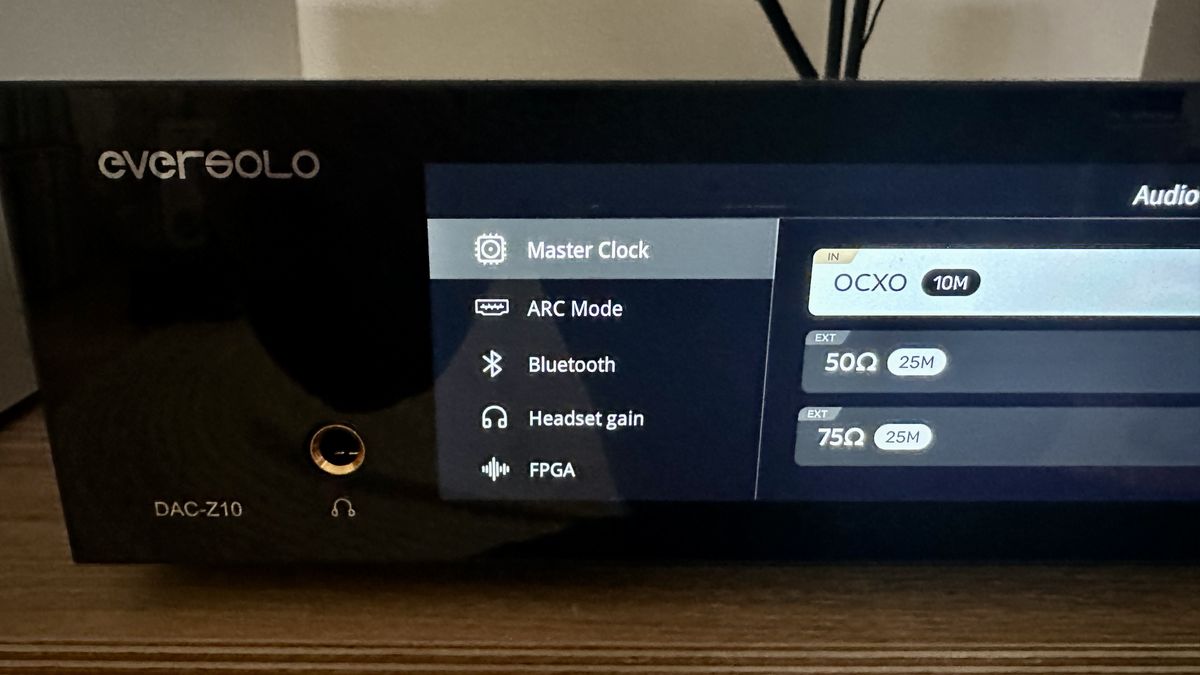 The Eversolo DAC-Z10's touchscreen, showing different control options