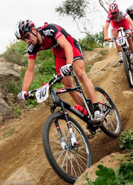 Stephen Ettinger (BMC) descending with the leaders.
