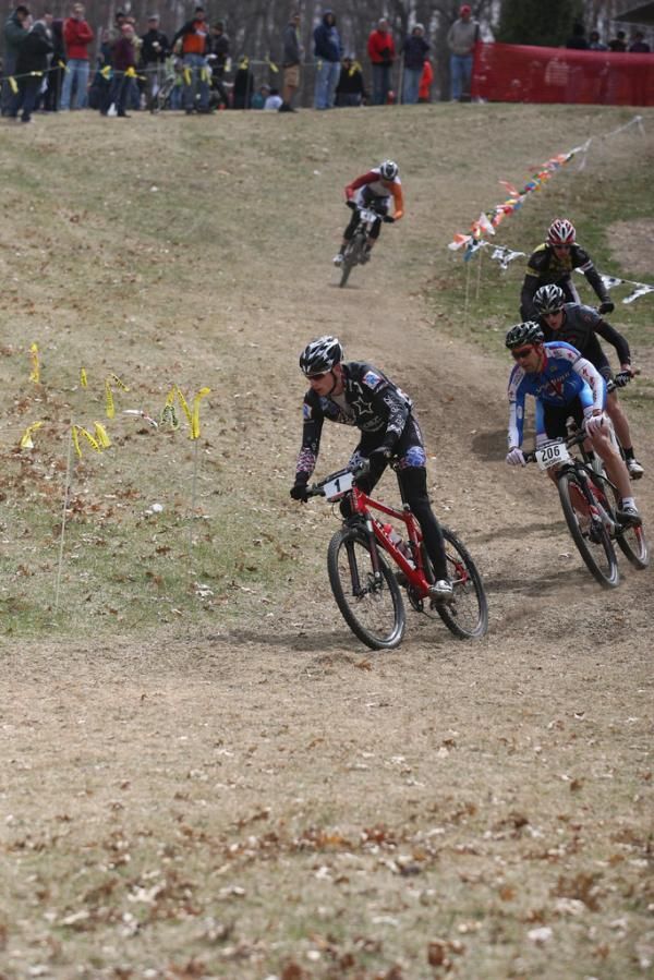 The elite men's field had separated after the first major climb, with Tristan Schouten (Mafia / Felt) in the lead, followed by Brian Eppen (Mercy-Specialized, Mike Anderson (Trek 29er / Sram), and Brian Matter (Gear Grinder / Trek).