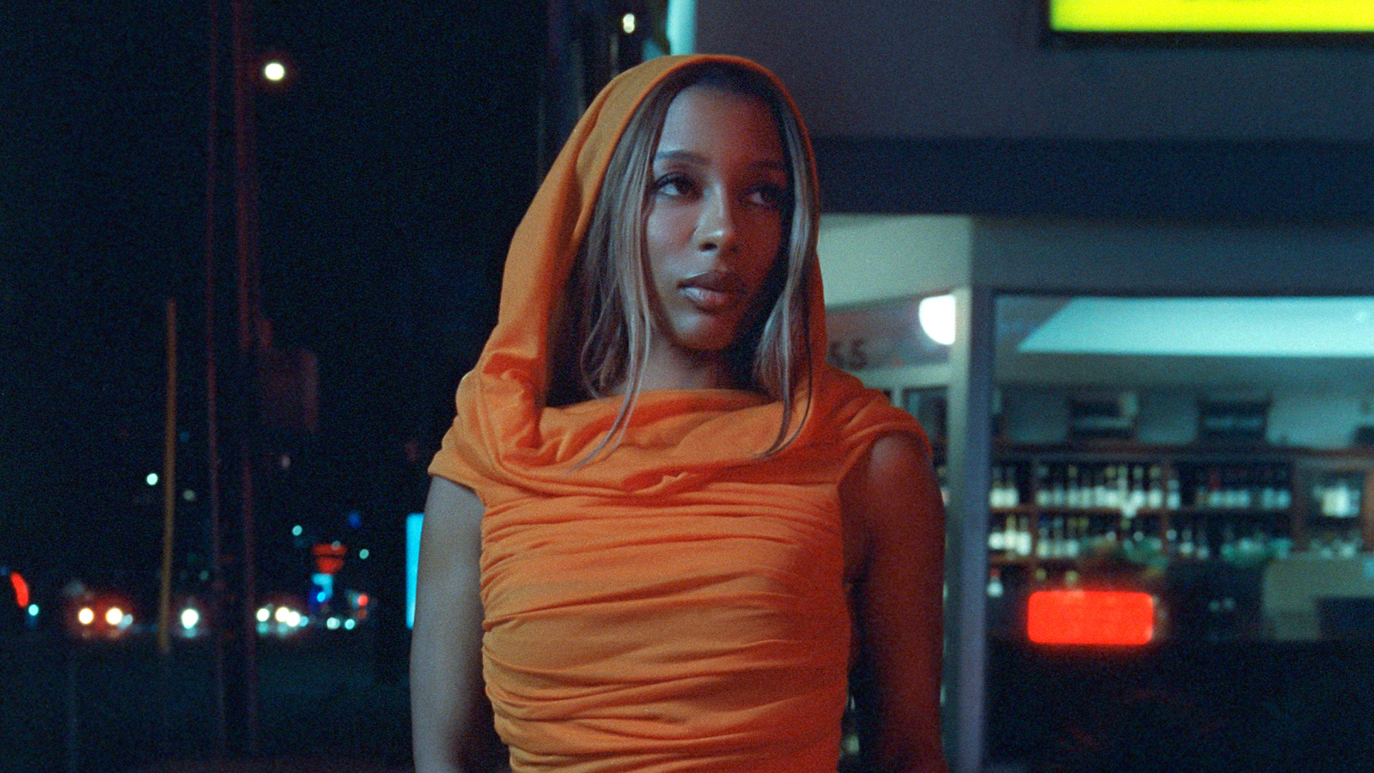 Victoria Mon&eacute;t for Who What Wear's June 2026 Now Playing issue.