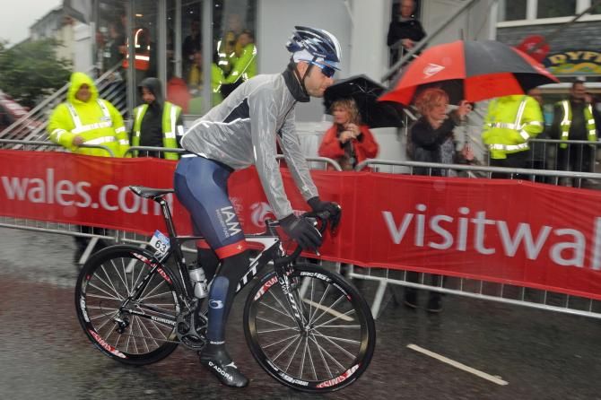 Matteo Pelucchi (Iam Cycling) goes to sign in