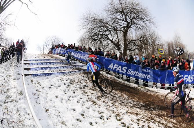 Lucie Chainel-Lefevre (FRA) chasing Nash at the Shimano run-up