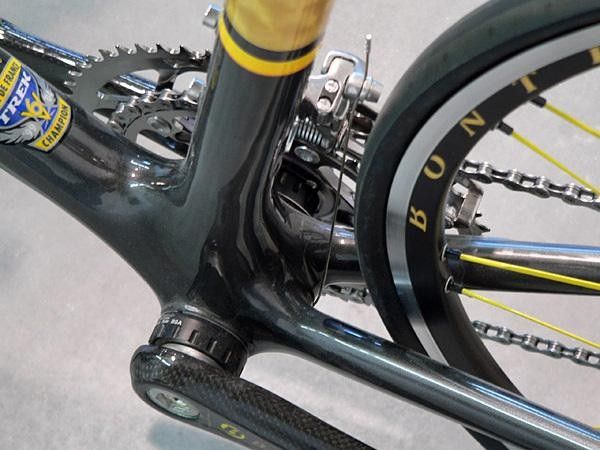 The standard 68mm wide bottom bracket shell width looks positively anemic relative to the new 90mm standard.